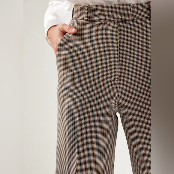 Aritzia Babaton Sadiki Pant in Camel/Navy Tt Houndstooth - Picture 2 of 14